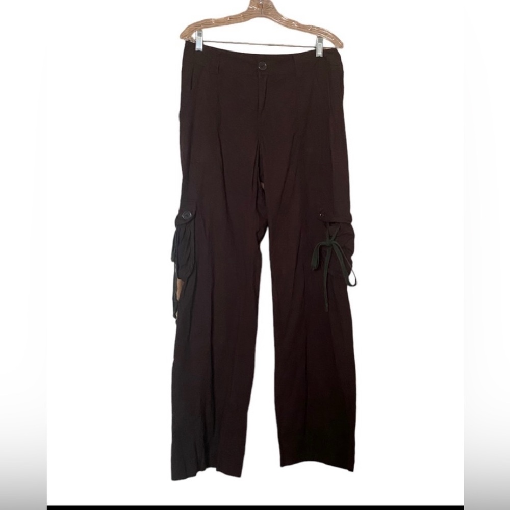 Karen for Karen Kane women’s dark brown cargo pants, Sz 8. Worn once.
